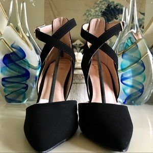 Lulus: Black Suede Heels (Important Invitee heels)